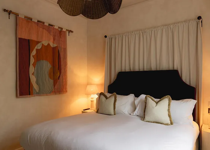 No 15 By Guesthouse, Bath